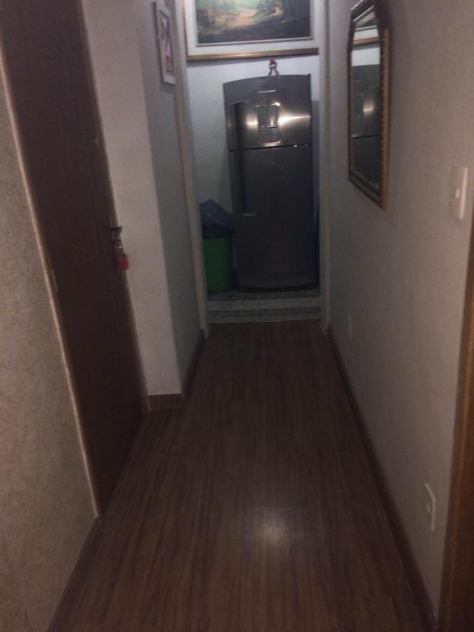 Apartamento Com Varanda Em Copacabana